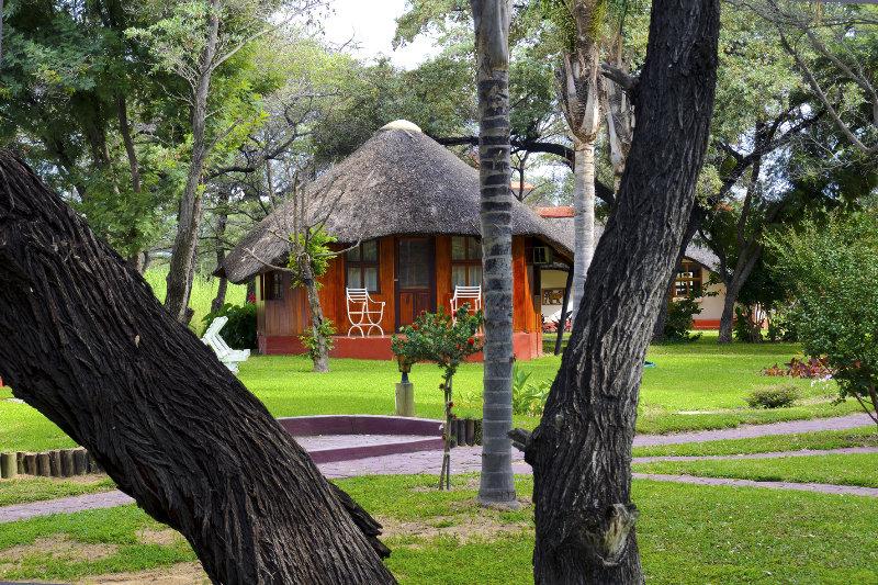 Hakusembe River Lodge Zambezi エクステリア 写真